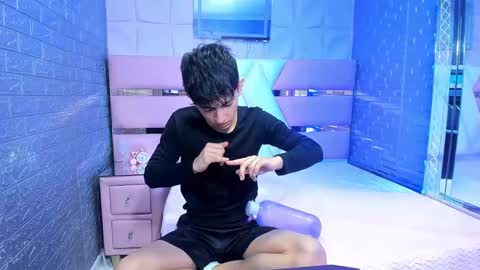 blueestar03 online show from December 21, 2024, 12:27 pm