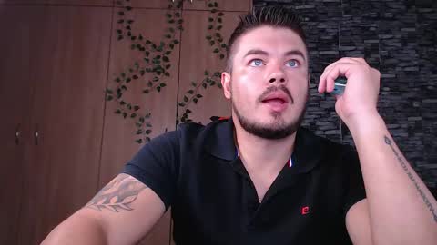 blueeyeboy0 online show from February 14, 2026, 7:05 am