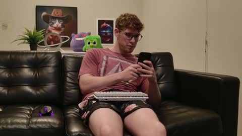 Snapshot of blueeyedtallguy chatting on October 2, 2025, 1:12 am blueeyedtallguy online show from October 2, 2025, 1:12 am