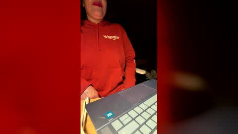 bluelady3405 online show from January 18, 2026, 1:15 pm