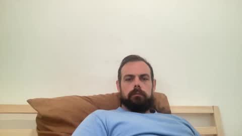 blueteashirt online show from September 26, 2025, 1:04 pm