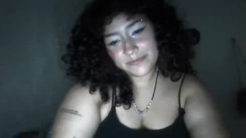 Snapshot of bluevelvett__ chatting on February 14, 2026, 6:10 am blue online show from February 14, 2026, 6:10 am