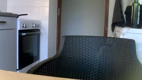 blundernew online show from December 11, 2024, 9:09 am