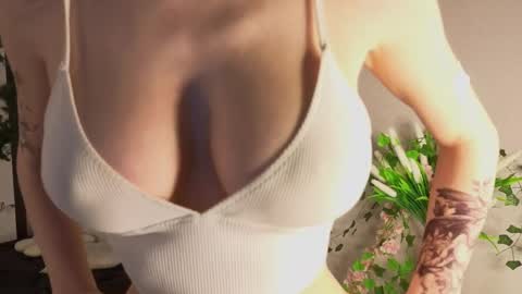 Dolores online show from April 14, 2026, 6:08 am