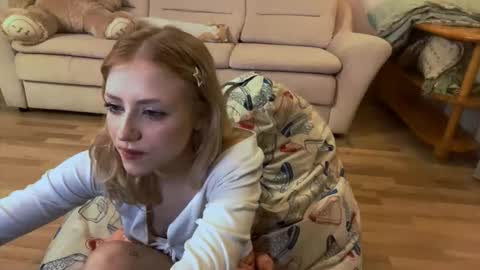 Elizabeth online show from November 25, 2025, 1:22 pm