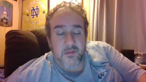 Snapshot of bman233450 chatting on September 11, 2025, 4:01 am bman233450 online show from September 11, 2025, 4:01 am