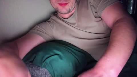 Snapshot of bmw_xxx chatting on November 30, 2025, 10:36 pm bmw_xxx online show from November 30, 2025, 10:36 pm