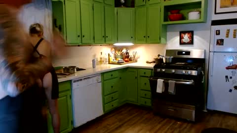 ZuperZexyZounds online show from December 11, 2024, 4:49 am