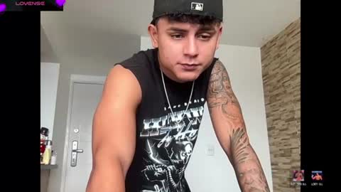 Snapshot of bob_pettersonn chatting on July 15, 2026, 2:00 pm Bob INDEPENDENT MODEL online show from July 15, 2026, 2:00 pm