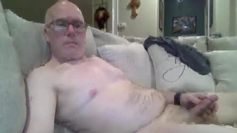 Snapshot of bobblehead31382 chatting on January 13, 2026, 10:48 pm bobblehead31382 online show from January 13, 2026, 10:48 pm