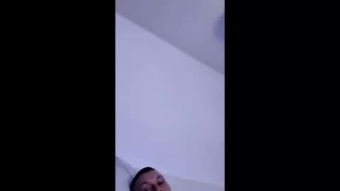 Snapshot of bobby160968 chatting on October 30, 2025, 10:32 pm bobby160968 online show from October 30, 2025, 10:32 pm