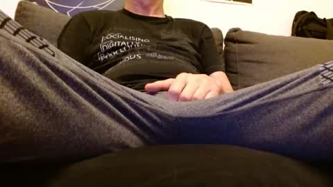 Snapshot of bobbylee50 chatting on February 8, 2026, 7:12 am Bobby online show from February 8, 2026, 7:12 am