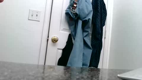 Snapshot of boblong1111 chatting on February 28, 2026, 8:21 pm boblong1111 online show from February 28, 2026, 8:21 pm