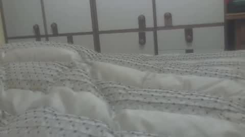 bobrodalo6 online show from April 2, 2026, 11:35 pm