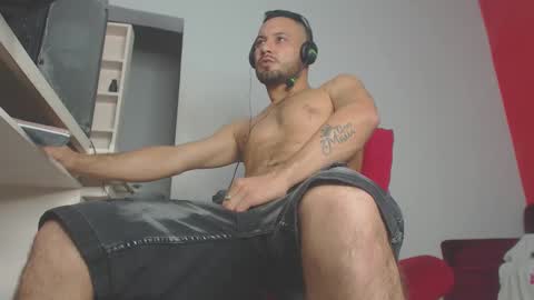 body xxx online show from February 25, 2026, 5:28 am