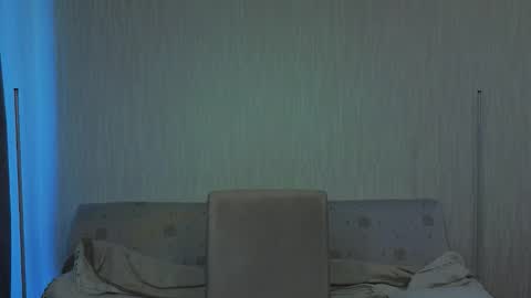 ALEXPVT IS OPEN online show from March 19, 2026, 5:44 am