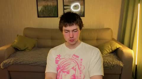 ALEXPVT IS OPEN online show from May 1, 2026, 3:44 am
