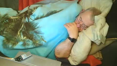 Bomber59potsdam online show from December 19, 2024, 8:44 pm