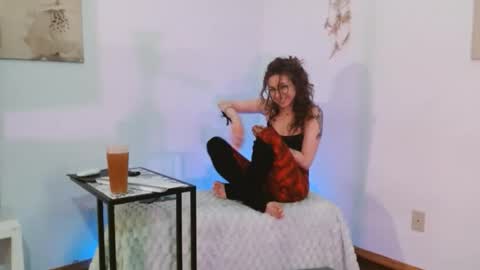 Snapshot of bombshellbaeby chatting on April 25, 2026, 10:29 am BombshellBaeby online show from April 25, 2026, 10:29 am