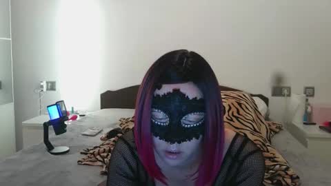 Snapshot of bonbonsitos_69 chatting on March 9, 2026, 10:52 am Lucy online show from March 9, 2026, 10:52 am