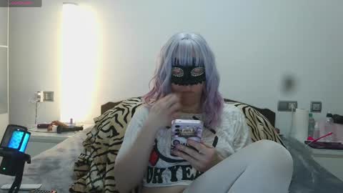 Snapshot of bonbonsitos_69 chatting on March 27, 2026, 8:30 pm Lucy online show from March 27, 2026, 8:30 pm