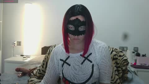 Snapshot of bonbonsitos_69 chatting on April 4, 2026, 9:18 am Lucy online show from April 4, 2026, 9:18 am