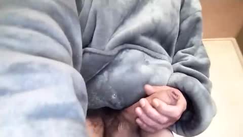 bonnequeue53 online show from February 15, 2026, 12:03 pm