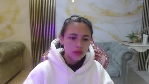 Bonnie  online show from March 24, 2026, 12:21 pm