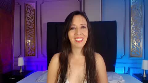 Snapshot of bonnie__milf chatting on September 15, 2025, 12:05 pm bonnie online show from September 15, 2025, 12:05 pm
