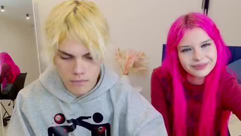 Jessy  Mark online show from October 6, 2025, 5:10 pm