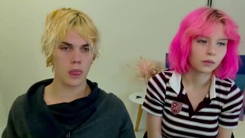 Jessy  Mark online show from October 13, 2025, 5:13 pm