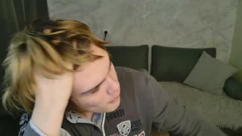 Jessy  Mark online show from April 15, 2026, 5:14 am