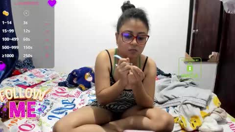 Snapshot of bonnie_lam_ chatting on January 16, 2026, 4:38 am bonnie lam hello welcome to my room I hope you have fun and you can reach your maximum pleasure here with me online show from January 16, 2026, 4:38 am