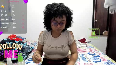 Snapshot of bonnie_lam_ chatting on January 18, 2026, 2:26 am bonnie lam hello welcome to my room I hope you have fun and you can reach your maximum pleasure here with me online show from January 18, 2026, 2:26 am