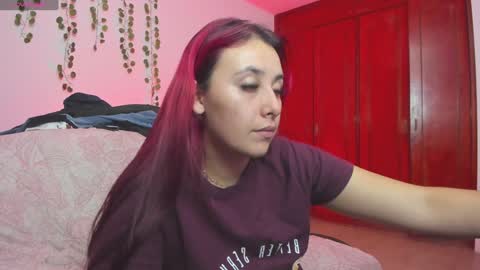 Snapshot of bonnie_moon_ chatting on January 11, 2025, 10:51 pm Bonnie Help me reach 500 likes online show from January 11, 2025, 10:51 pm