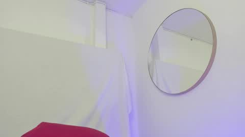   online show from November 16, 2025, 12:05 am