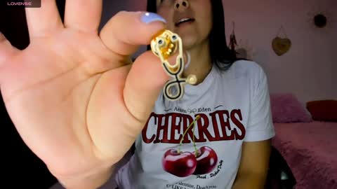 sofia  online show from January 13, 2025, 6:38 pm