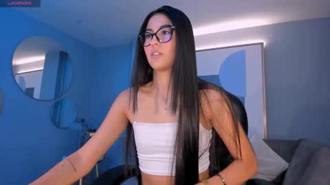 Snapshot of bonnyrosex chatting on December 14, 2025, 6:01 pm Bonny online show from December 14, 2025, 6:01 pm