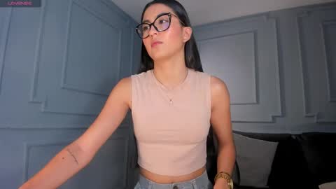 Snapshot of bonnyrosex chatting on December 17, 2025, 8:04 pm Bonny online show from December 17, 2025, 8:04 pm