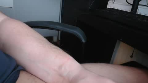 Snapshot of bonobooy chatting on December 14, 2024, 1:05 pm Bonobooy online show from December 14, 2024, 1:05 pm