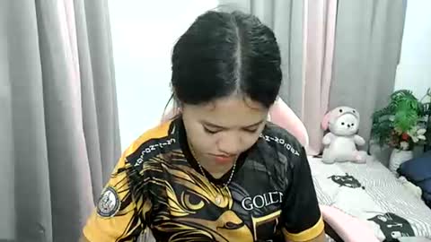 Snapshot of boobsypinay_zhein chatting on February 7, 2026, 10:41 am boobsypinay_zhein online show from February 7, 2026, 10:41 am