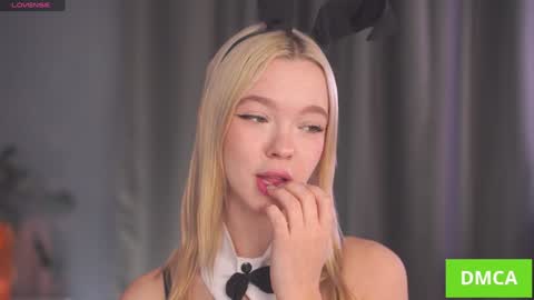 Alina online show from November 3, 2025, 7:09 am