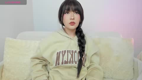 Booniee online show from December 2, 2025, 5:19 pm