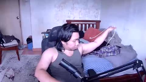 booooobloveeeerrrr online show from May 14, 2026, 9:16 am