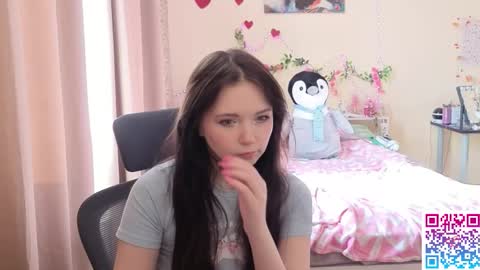 Snapshot of booozekirs_ chatting on February 15, 2026, 7:51 am Milena online show from February 15, 2026, 7:51 am