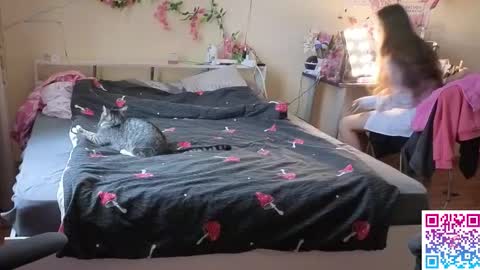 Snapshot of booozekirs_ chatting on March 9, 2026, 2:59 am Milena online show from March 9, 2026, 2:59 am