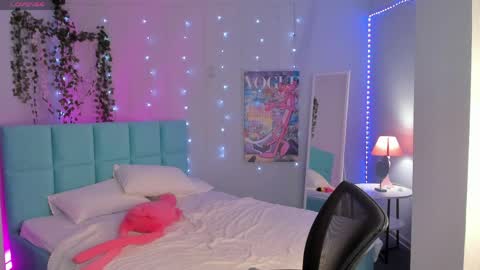 Snapshot of booozekirs_ chatting on March 27, 2026, 8:26 am Milena online show from March 27, 2026, 8:26 am