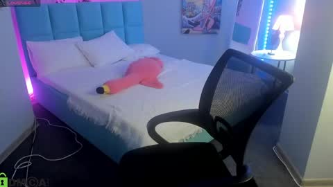 Snapshot of booozekirs_ chatting on April 8, 2026, 2:55 am Milena online show from April 8, 2026, 2:55 am