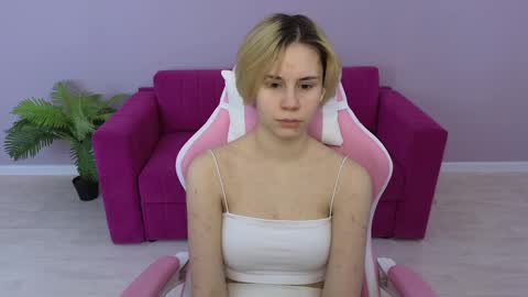 Snapshot of bootyada chatting on February 6, 2025, 9:00 am Glad to see u in my room Im Ada online show from February 6, 2025, 9:00 am