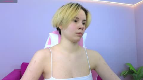 Snapshot of bootyada chatting on February 9, 2025, 1:33 am Glad to see u in my room Im Ada online show from February 9, 2025, 1:33 am